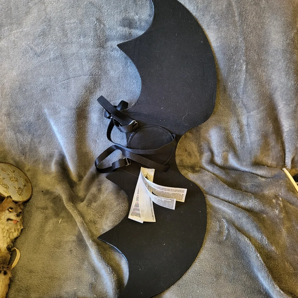 Disney Vampirina Wings. Halloween / play costume accessory